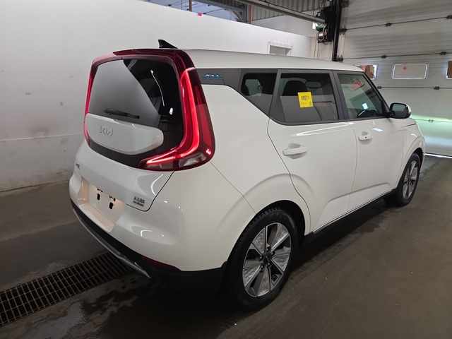 Kia SOUL EV N/A Front Wheel Drive - автомобили, коли, обяви за нови и употребявани 2