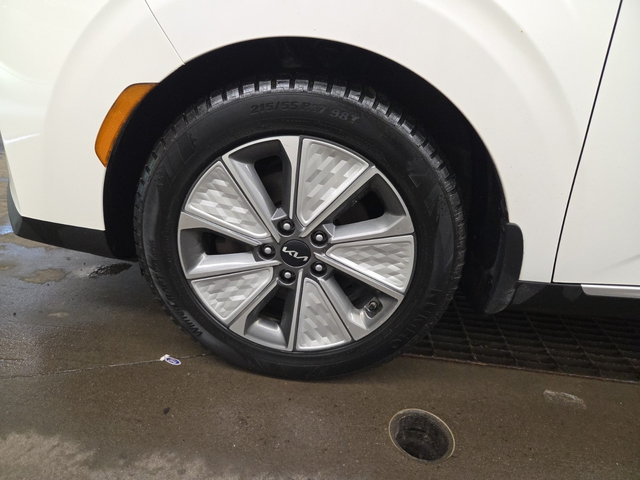 Kia SOUL EV N/A Front Wheel Drive - автомобили, коли, обяви за нови и употребявани 5