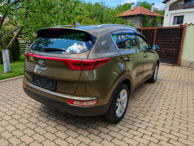 Kia Sportage 1.7CRDI-НАВИГАЦИЯ-КАМЕРА - автомобили, коли, обяви за нови и употребявани 3
