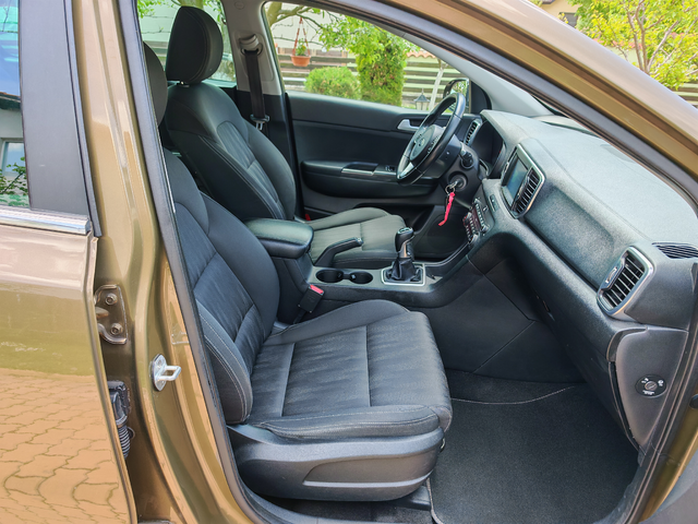 Kia Sportage 1.7CRDI-НАВИГАЦИЯ-КАМЕРА - автомобили, коли, обяви за нови и употребявани 8