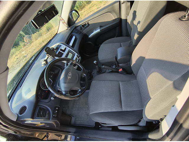 Kia Sportage, 2009 г., 196000 км, 141 к.с. - автомобили, коли, обяви за нови и употребявани 13