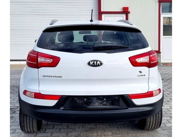 kia Sportage 2.0 crdi 136k.c.4x4 - автомобили, коли, обяви за нови и употребявани 5