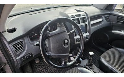 Kia Sportage 2.0 CRDi 140 - автомобили, коли, обяви за нови и употребявани 6
