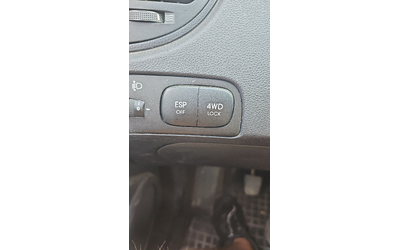 Kia Sportage 2.0 CRDi 140 - автомобили, коли, обяви за нови и употребявани 8