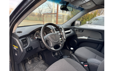 Kia Sportage 2.0CRDI Face Lift NAVI - автомобили, коли, обяви за нови и употребявани 6