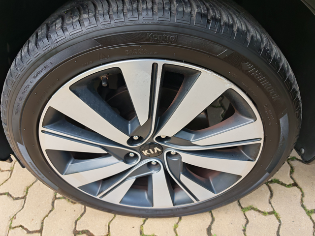Kia Sportage 2.0CRDI-КОЖА-НАВИГАЦИЯ-КАМЕРА - автомобили, коли, обяви за нови и употребявани 19