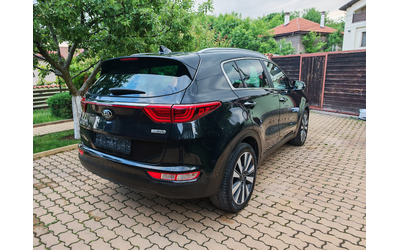 kia-sportage-2-0crdi-kozha-navigatsiya-kamera - 3