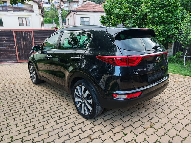 Kia Sportage 2.0CRDI-КОЖА-НАВИГАЦИЯ-КАМЕРА - автомобили, коли, обяви за нови и употребявани 5