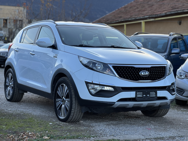 Kia Sportage Kia Sportage 2.0d 4x4 FaceLift - автомобили, коли, обяви за нови и употребявани 2
