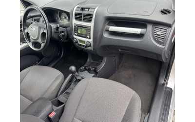 Kia Sportage 2,0i GPL,141ps,климатрон.,esp,ел.пак.,борд.,мулти - автомобили, коли, обяви за нови и употребявани 8