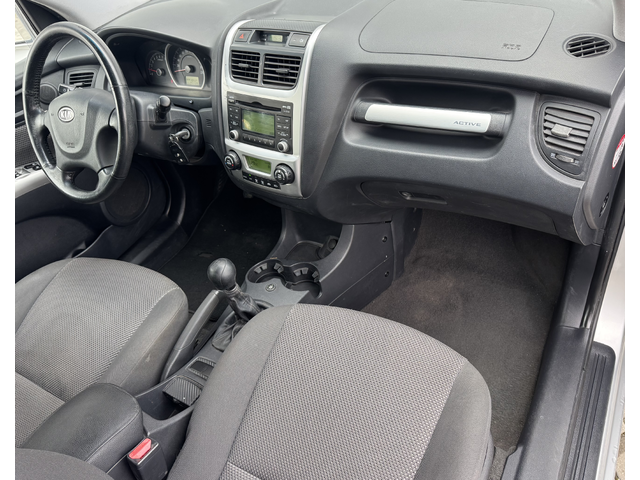 Kia Sportage 2,0i GPL,141ps,климатрон.,esp,ел.пак.,борд.,мулти - автомобили, коли, обяви за нови и употребявани 8