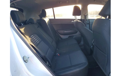 Kia Sportage 2.4L 4 ALL WHEEL DRIVE - автомобили, коли, обяви за нови и употребявани 10