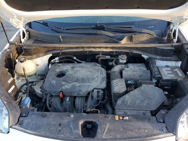 Kia Sportage 2.4L 4 ALL WHEEL DRIVE - автомобили, коли, обяви за нови и употребявани 11