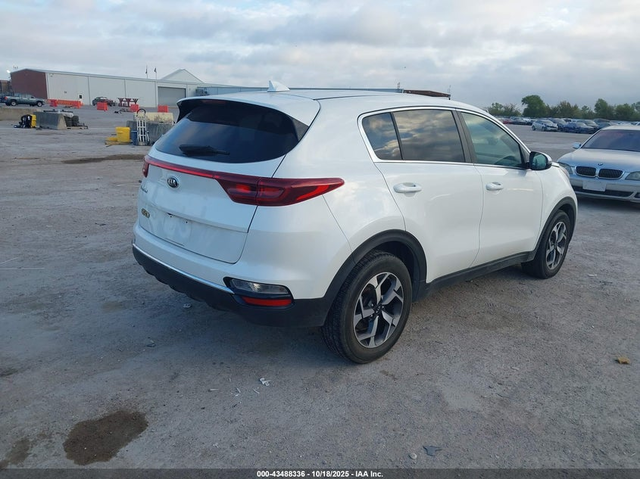 Kia Sportage 2.4L I-4 DI, DOHC, VVT, 181HP Front Wheel Drive - автомобили, коли, обяви за нови и употребявани 3