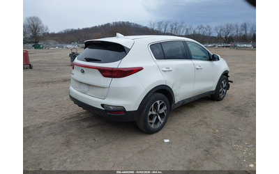 kia-sportage-2-4l-i-4-di-dohc-vvt-181hp-front-wheel-drive - 3