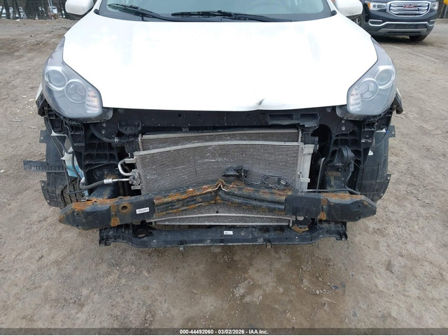 Kia Sportage 2.4L I-4 DI, DOHC, VVT, 181HP Front Wheel Drive - автомобили, коли, обяви за нови и употребявани 5