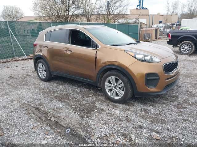 Kia Sportage 2.4L I-4 DI, DOHC, VVT, 181HP Front Wheel Drive - автомобили, коли, обяви за нови и употребявани 0