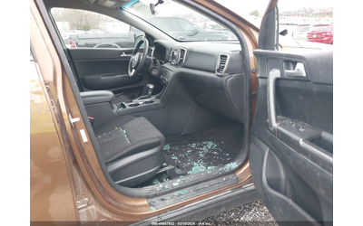 kia-sportage-2-4l-i-4-di-dohc-vvt-181hp-front-wheel-drive - 4