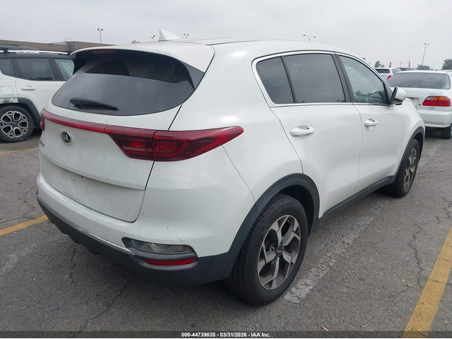 Kia Sportage 2.4L I-4 DI, DOHC, VVT, 181HP Front Wheel Drive - автомобили, коли, обяви за нови и употребявани 3
