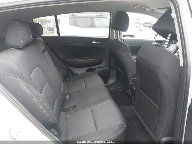 Kia Sportage 2.4L I-4 DI, DOHC, VVT, 181HP Front Wheel Drive - автомобили, коли, обяви за нови и употребявани 7
