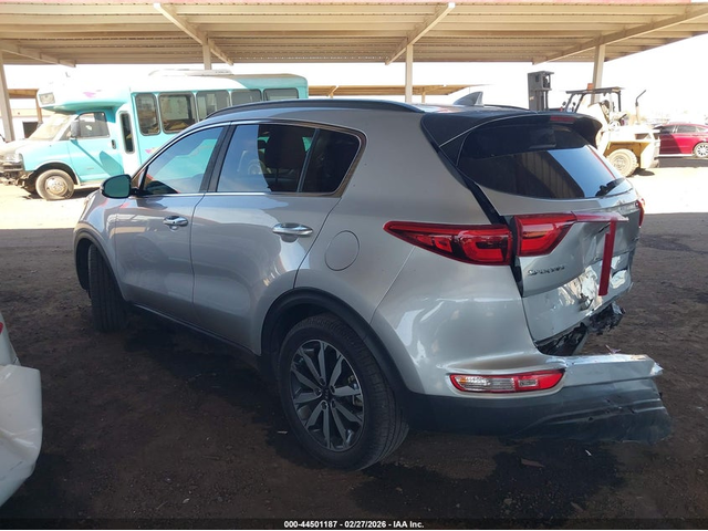 Kia Sportage 2.4L I-4 DI, DOHC, VVT, 181HP Front Wheel Drive - автомобили, коли, обяви за нови и употребявани 13