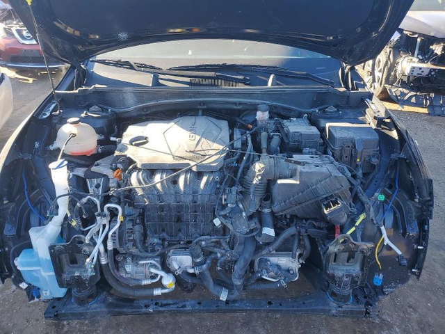 Kia Sportage 2.5L 4 Front-wheel Drive - автомобили, коли, обяви за нови и употребявани 10