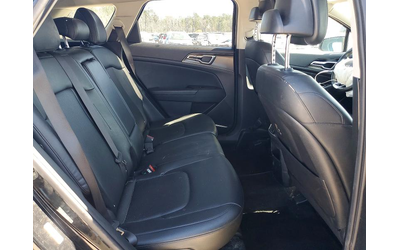 Kia Sportage 2.5L 4 Front-wheel Drive - автомобили, коли, обяви за нови и употребявани 11