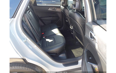 Kia Sportage 2.5L I-4 DI, DOHC, VVT, 187HP All Wheel Drive - автомобили, коли, обяви за нови и употребявани 7