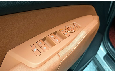 Kia Sportage 2.0 LPG NOBLESSE * НАЙ-ДОБРА ЦЕНА В БЪЛГАРИЯ* - автомобили, коли, обяви за нови и употребявани 11