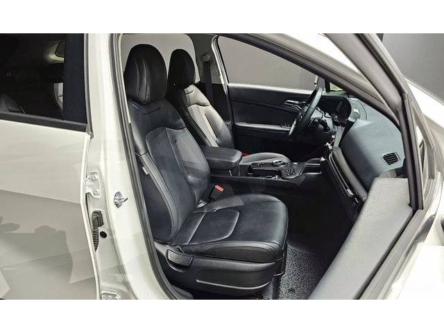 Kia Sportage 2.0 LPG NOBLESSE * НАЙ-ДОБРА ЦЕНА В БЪЛГАРИЯ* - автомобили, коли, обяви за нови и употребявани 8