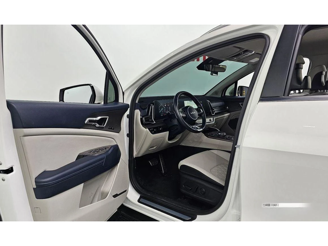 Kia Sportage - автомобили, коли, обяви за нови и употребявани 9