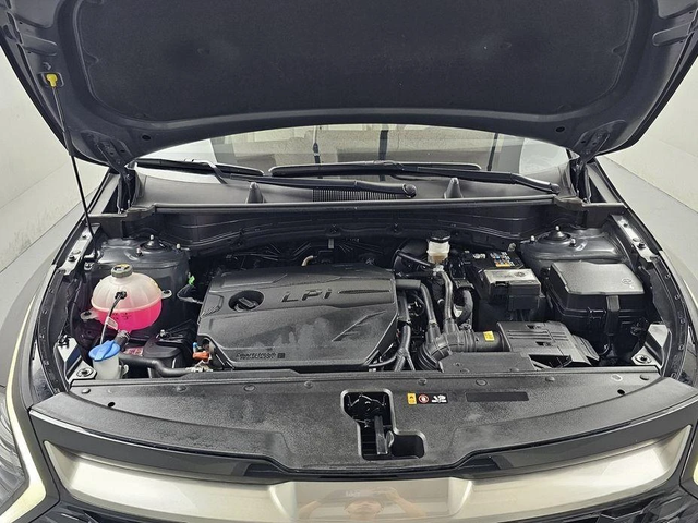 Kia Sportage - автомобили, коли, обяви за нови и употребявани 5