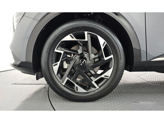 Kia Sportage - автомобили, коли, обяви за нови и употребявани 4