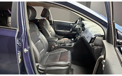 Kia Sportage - автомобили, коли, обяви за нови и употребявани 10