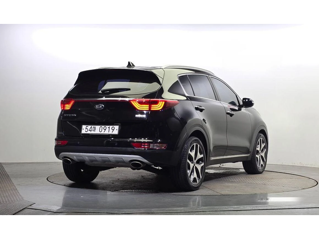 Kia Sportage Diesel 2WD Noblesse  * НАЙ-ДОБРА ЦЕНА В БЪЛГАРИЯ* - автомобили, коли, обяви за нови и употребявани 1