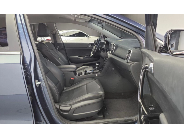 Kia Sportage Diesel 2WD Prestige  * НАЙ-ДОБРА ЦЕНА В БЪЛГАРИЯ* - автомобили, коли, обяви за нови и употребявани 9