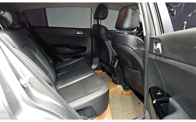 Kia Sportage Diesel 2WD Noblesse  * НАЙ-ДОБРА ЦЕНА В БЪЛГАРИЯ* - автомобили, коли, обяви за нови и употребявани 10