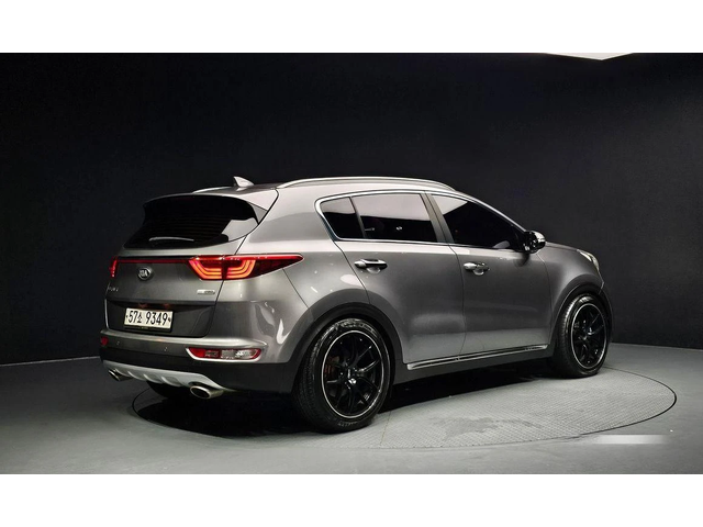 Kia Sportage Diesel 2WD Noblesse  * НАЙ-ДОБРА ЦЕНА В БЪЛГАРИЯ* - автомобили, коли, обяви за нови и употребявани 1