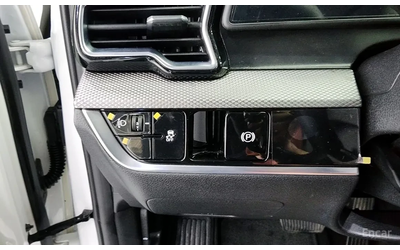 Kia Sportage 2.0 LPG 360 камери* ОЧАКВАН ВНОС* - автомобили, коли, обяви за нови и употребявани 12