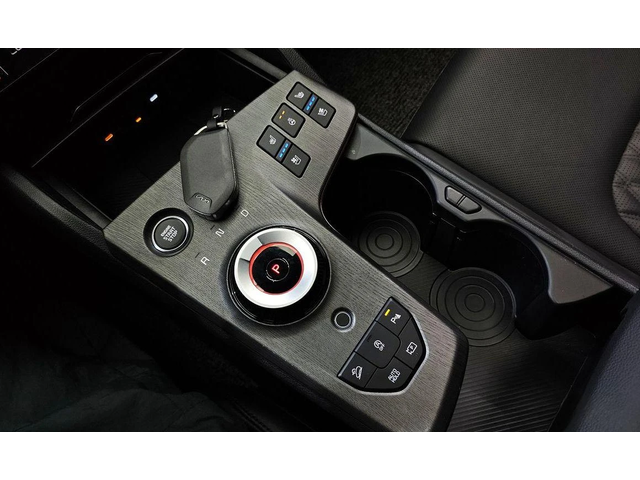 Kia Sportage Gasoline 1.6 Turbo 2WD Signature X Line - автомобили, коли, обяви за нови и употребявани 8