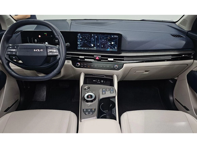 Kia Sportage Gasoline 1.6 Turbo 2WD Signature - автомобили, коли, обяви за нови и употребявани 6