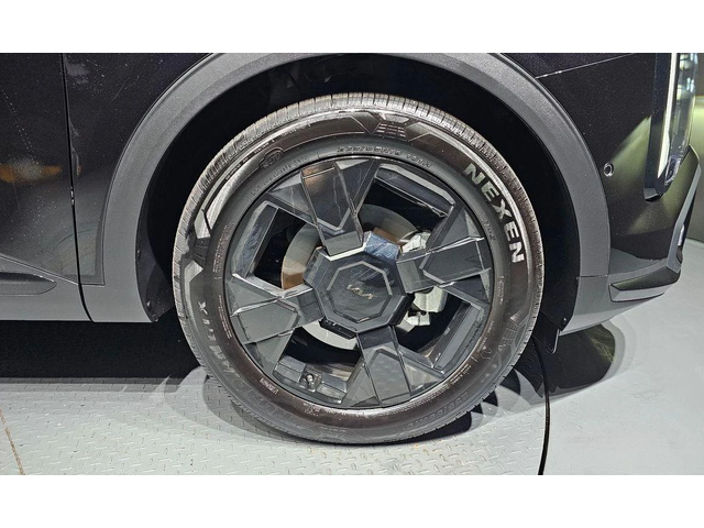 Kia Sportage Gasoline 1.6 Turbo 2WD Signature X Line - автомобили, коли, обяви за нови и употребявани 4