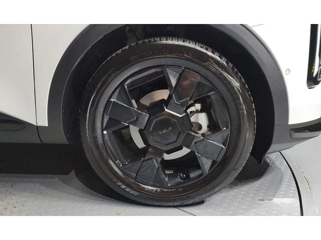 Kia Sportage Gasoline 1.6 Turbo 2WD Signature X Line - автомобили, коли, обяви за нови и употребявани 4