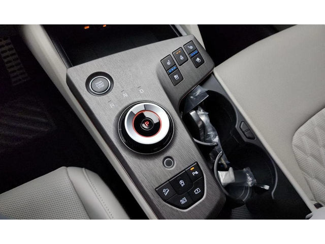 Kia Sportage Gasoline 1.6 Turbo 2WD Signature X Line - автомобили, коли, обяви за нови и употребявани 8