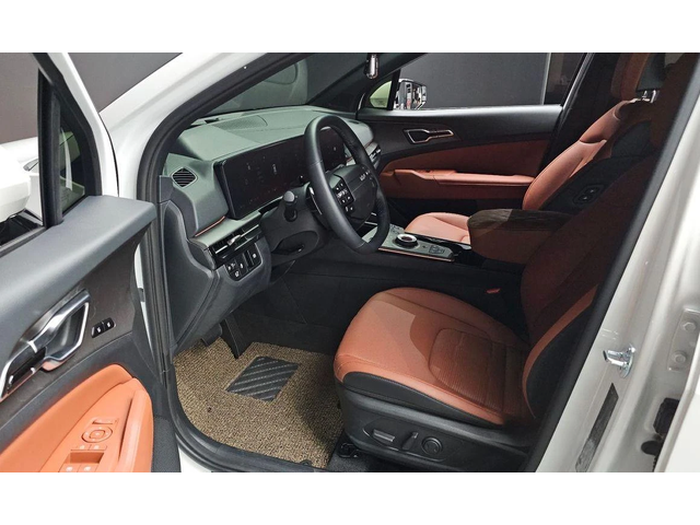 Kia Sportage Gasoline 1.6 Turbo 2WD Signature - автомобили, коли, обяви за нови и употребявани 10