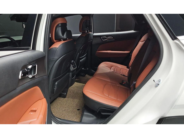 Kia Sportage Gasoline 1.6 Turbo 2WD Signature - автомобили, коли, обяви за нови и употребявани 11