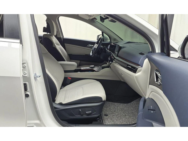 Kia Sportage Gasoline 1.6 Turbo 2WD Signature - автомобили, коли, обяви за нови и употребявани 9