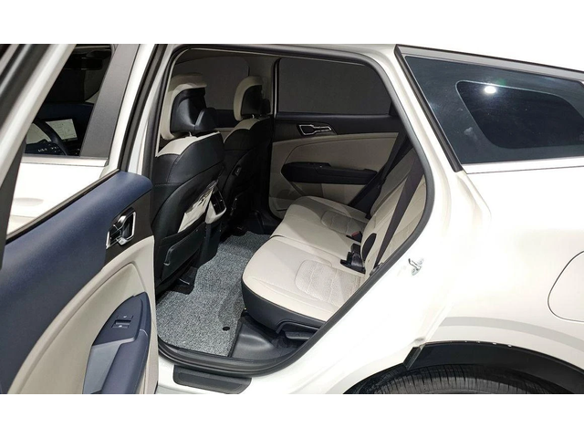 Kia Sportage Gasoline 1.6 Turbo 2WD Signature - автомобили, коли, обяви за нови и употребявани 10