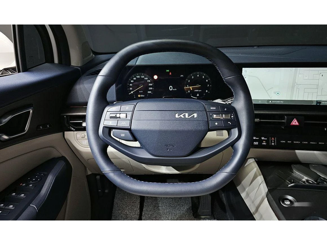 Kia Sportage Gasoline 1.6 Turbo 2WD Signature - автомобили, коли, обяви за нови и употребявани 12