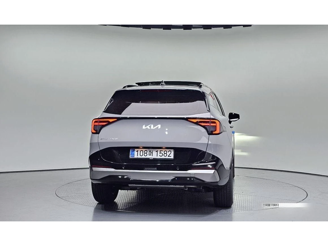 Kia Sportage Gasoline 1.6 Turbo 2WD Signature - автомобили, коли, обяви за нови и употребявани 3